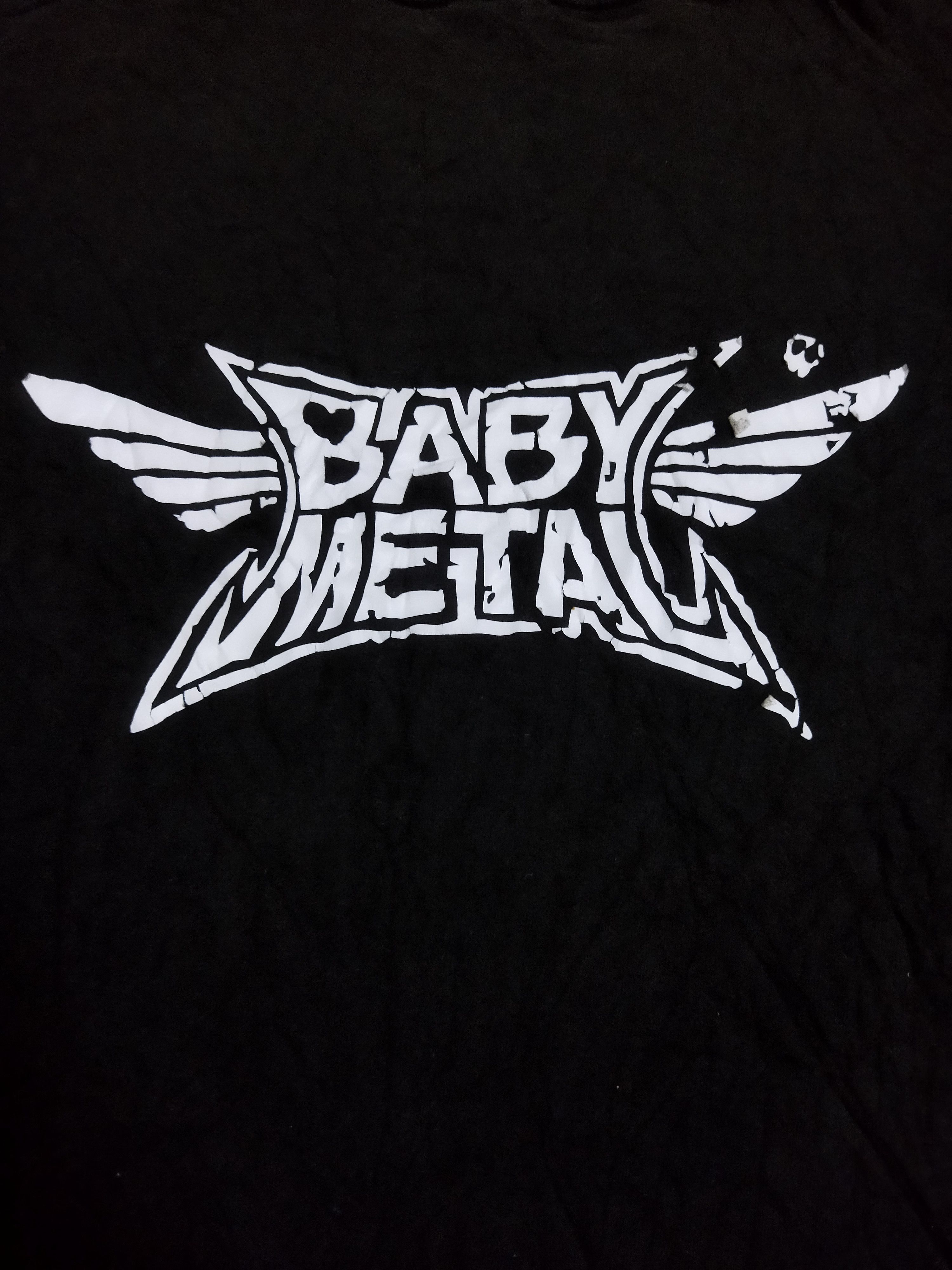 Band Tees BabyMetal Worldwide Tee Size US L / EU 52-54 / 3 - 4 Thumbnail
