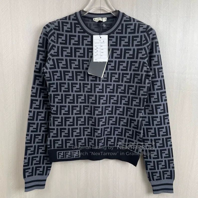 Fendi Fendi Monogram Printed Knit Long Sleeve Size XS / US 0-2 / IT 36-38 - 1 Thumbnail