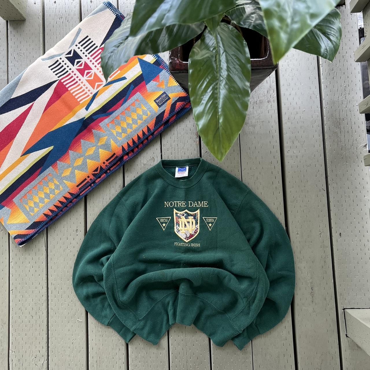 Vintage Vintage Notre Dame Fighting Irish University Sweatshirt Size US XL / EU 56 / 4 - 1 Thumbnail