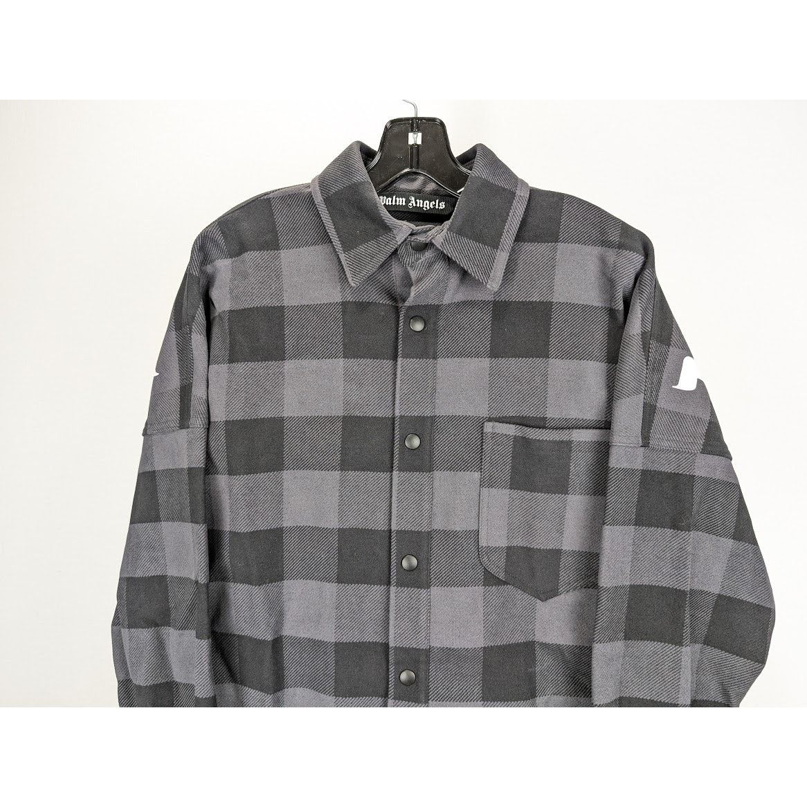 Palm Angels o1rshd1 Classic Logo Overshirt in Black/White Size US S / EU 44-46 / 1 - 7 Thumbnail