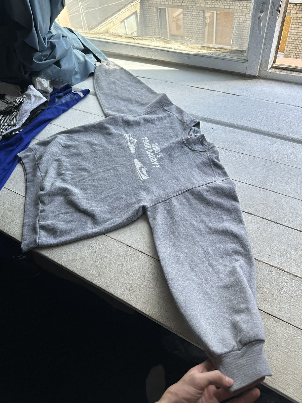 Jerzees RARE🚨 WHO’S YOUR DADDY SWEATSHIRT NIKE CORTEZ logo humor Size US L / EU 52-54 / 3 - 3 Thumbnail