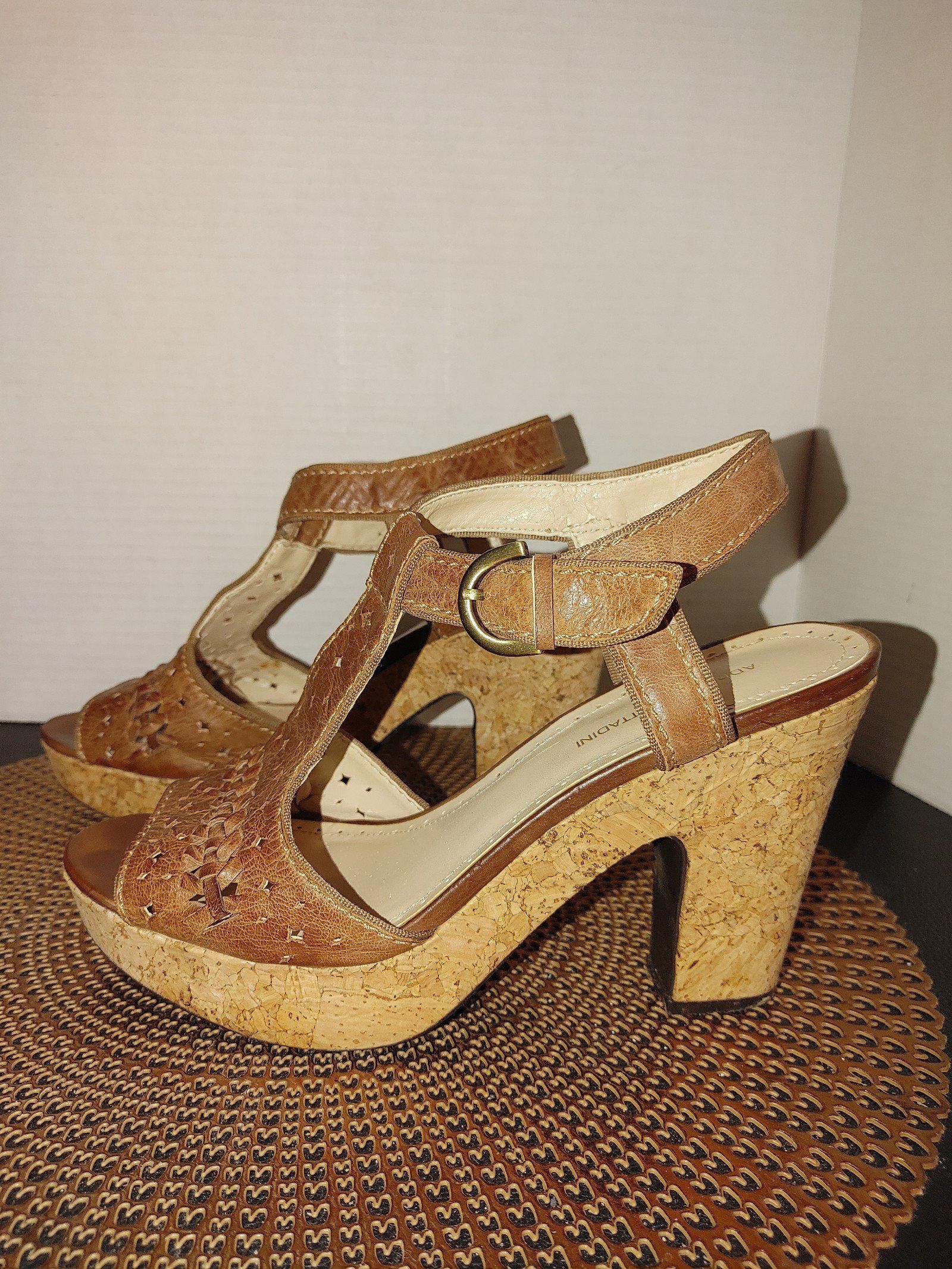 Designer Adrienne Vittadini Leather Platform Peep Toe Sandals Size 9 Size US 9 / IT 39 - 1 Thumbnail