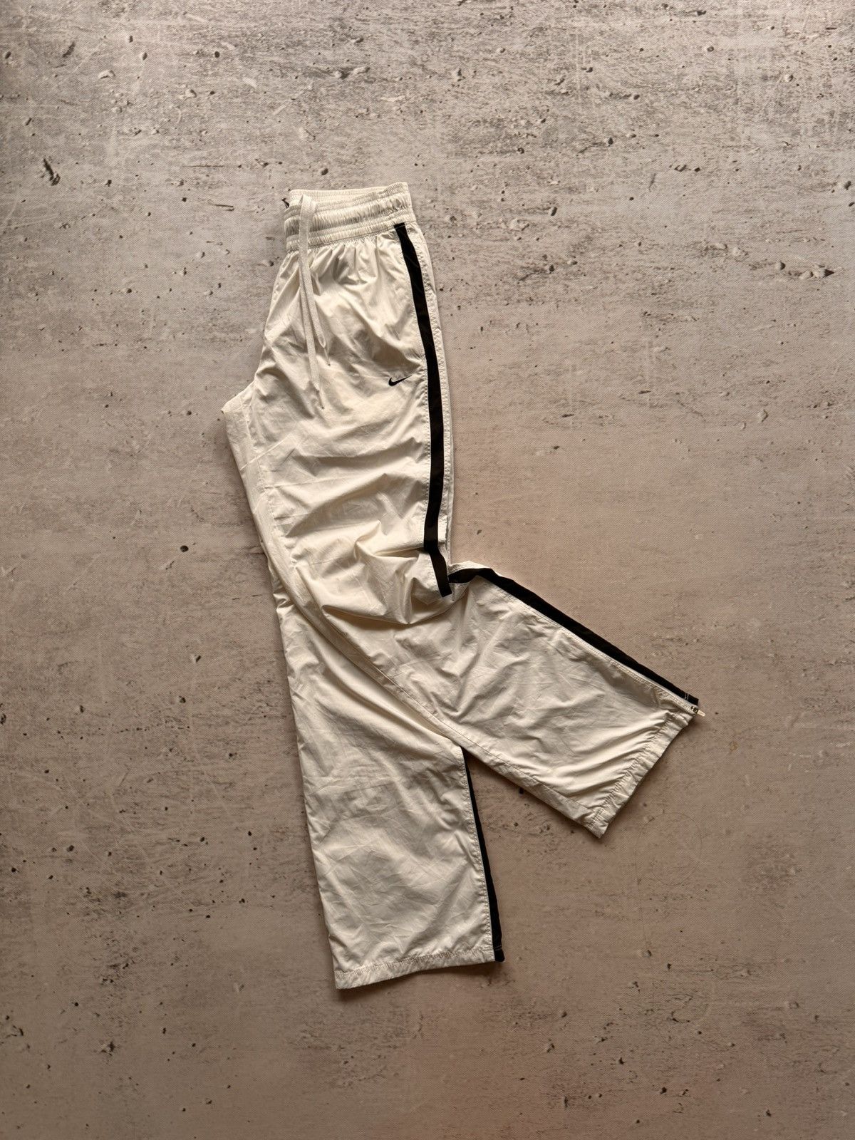 Nike × Vintage NIKE VINTAGE BASIC LOGO OVERSIZE BAGGY PANTS Size US 32 / EU 48 - 1 Thumbnail