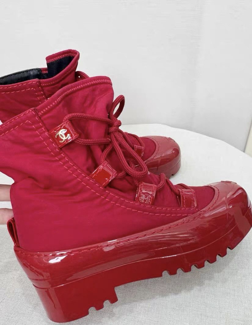 Chanel Chanel high-top shoes Size US 5.5 / IT 35.5 - 2 Thumbnail