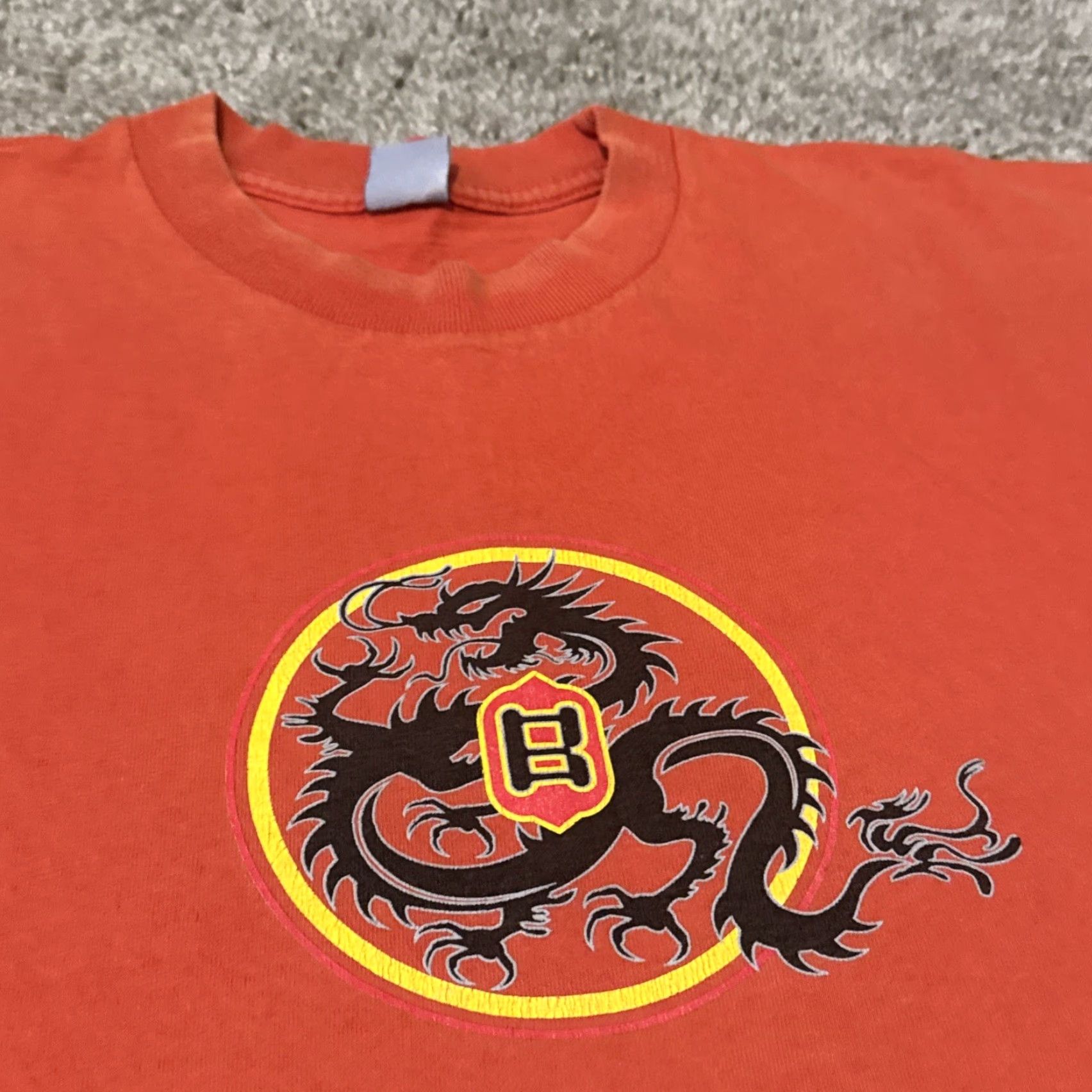 Billabong VINTAGE Billabong Dragon Graphic Cyber Skate Surf Orange T-Shirt Large Mens 2000s Size US L / EU 52-54 / 3 - 4 Thumbnail