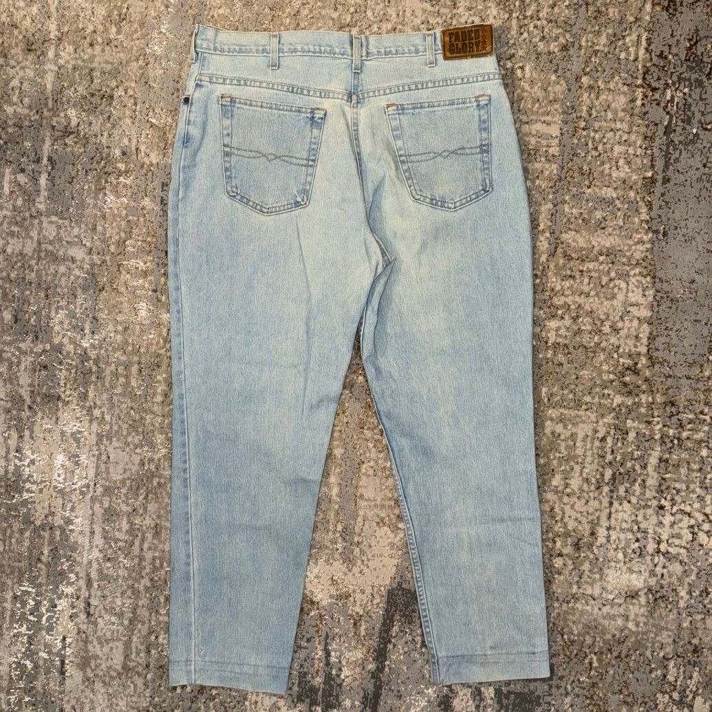 Faded Glory Faded Glory Vintage 90s Light Wash Blue Denim Jeans 36x30 Size US 36 / EU 52 - 2 Thumbnail