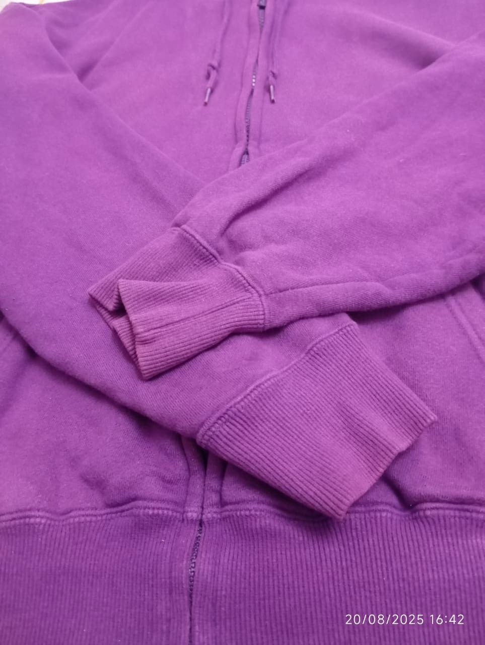 Japanese Brand Vintage Cross Stitch Hoodie Size US L / EU 52-54 / 3 - 4 Thumbnail