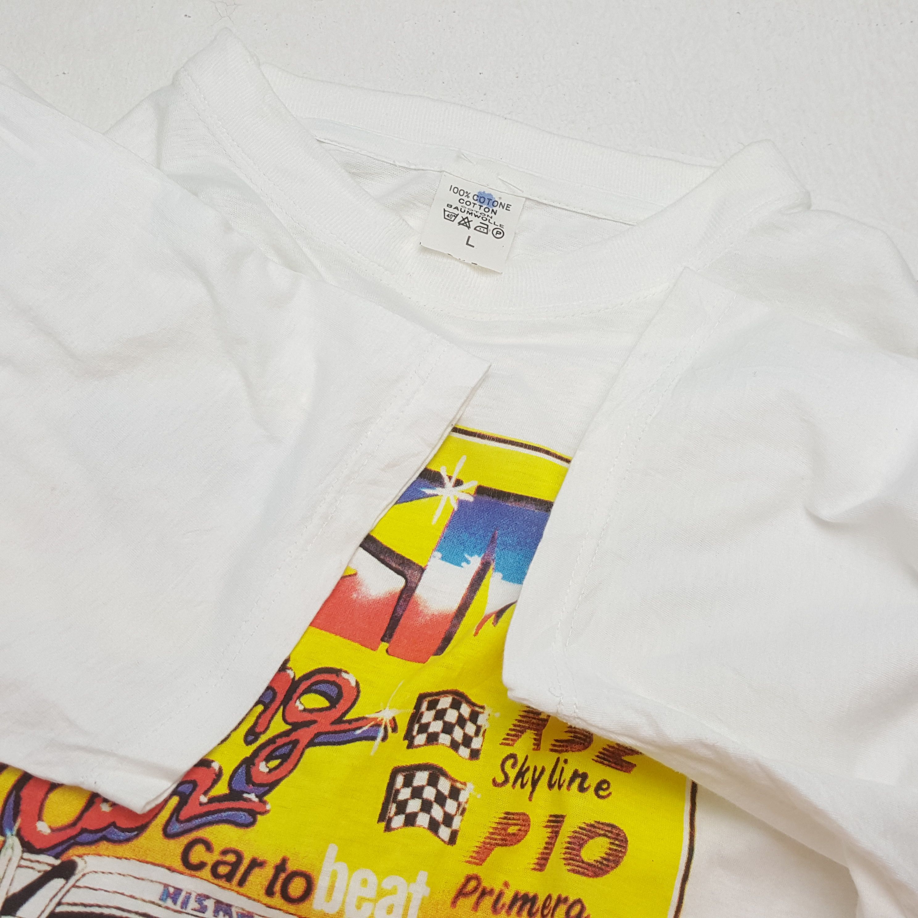 Vintage NISMO SKYLINE R32 Racing Cars Motorsports Tshirt Size US L / EU 52-54 / 3 - 6 Thumbnail