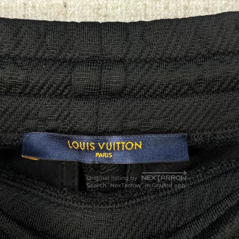 Louis Vuitton Louis Vuitton size xs Solid embossed presbyopic lace-up kni Size US 28 / EU 44 - 4 Thumbnail