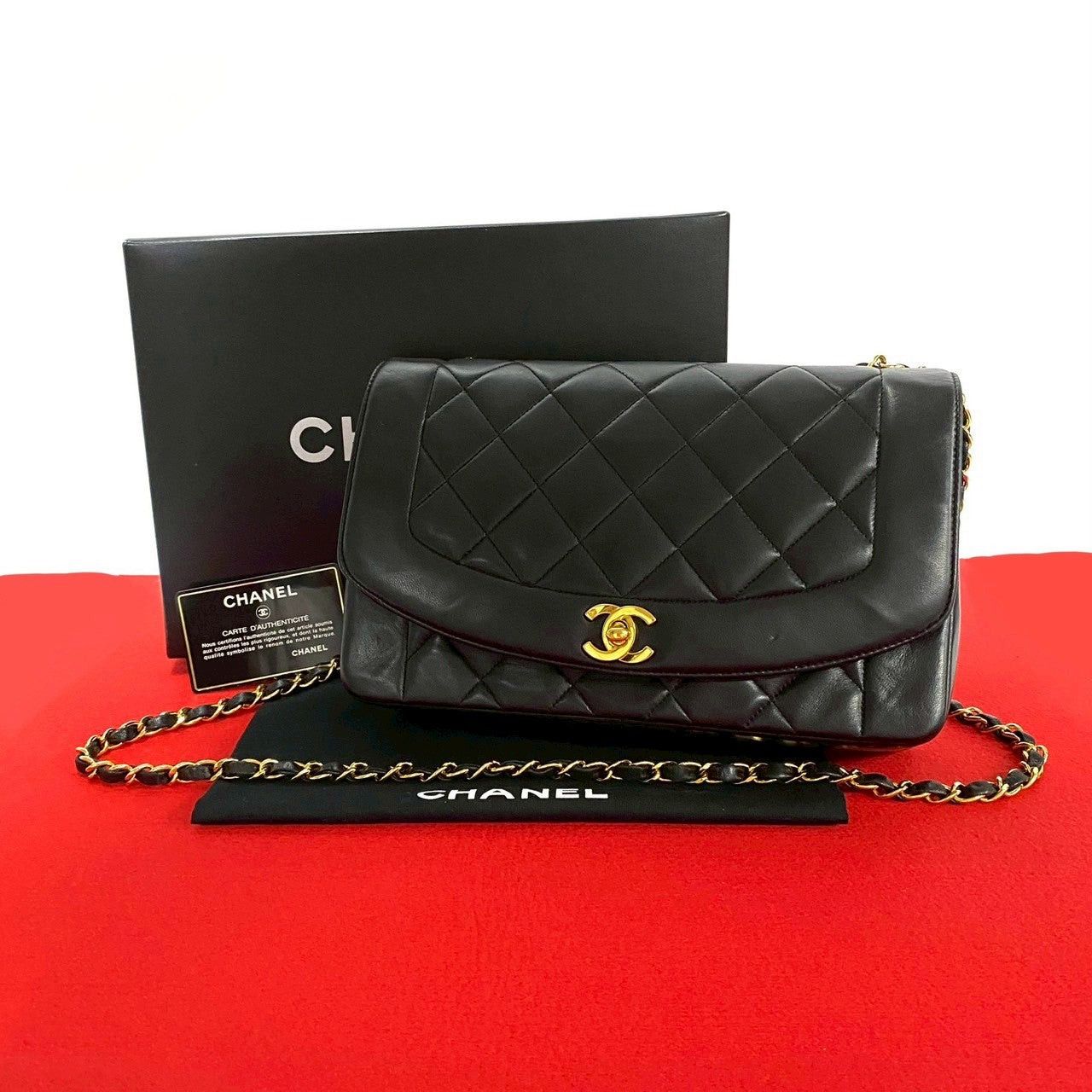 Chanel Chanel Shoulder Bag Black Leather Size ONE SIZE - 1 Thumbnail