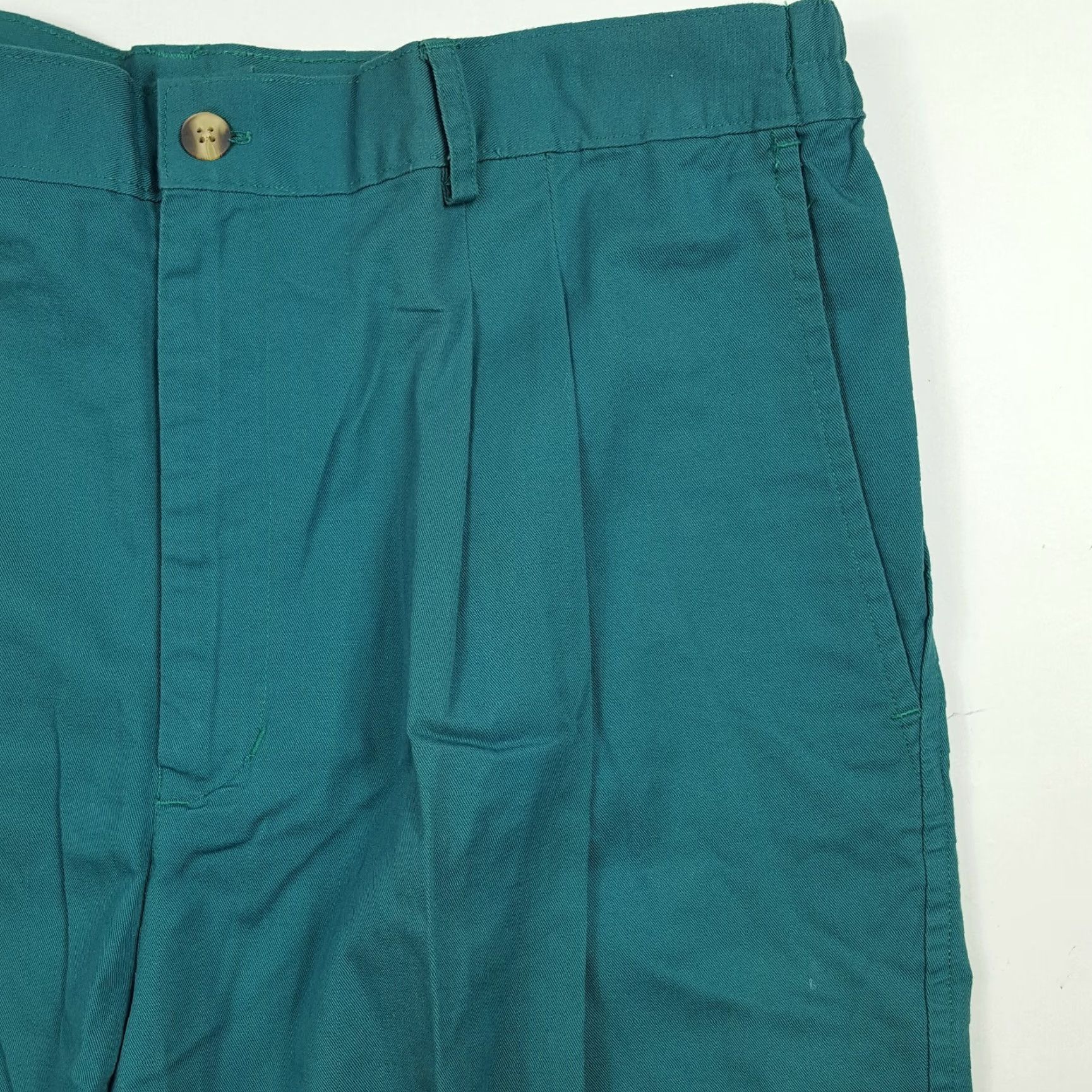 Vintage VINTAGE Penguin Chino Shorts Teal 90s Casual Sport Pleated Size 34 Mens Size US 34 / EU 50 - 2 Thumbnail
