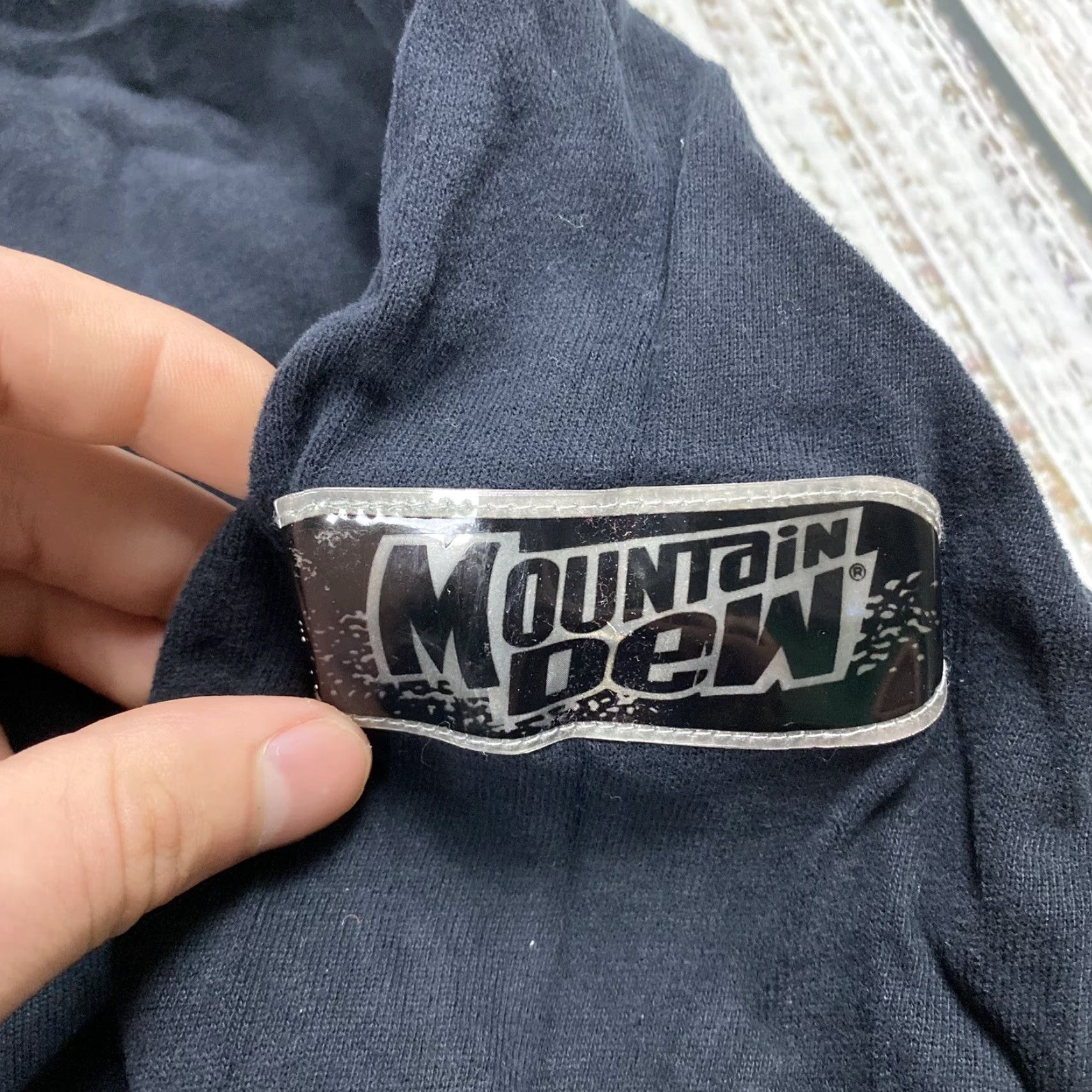 Logo 7 Vintage Mountain Dew Sweatshirt 1/4 Zip Pullover Unisex XL Black Casual Outer Shell Cotton Size US XL / EU 56 / 4 - 2 Thumbnail