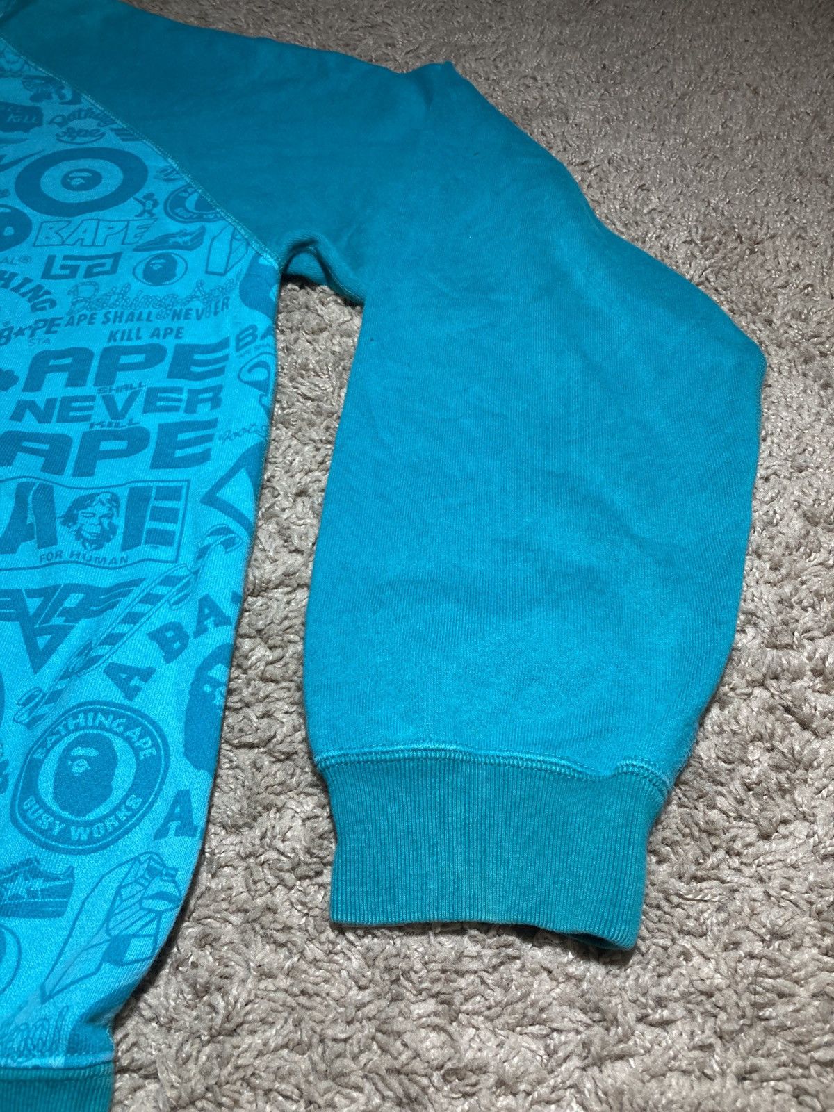 Bape 2008 Bape Full Zip Hoodie Teal Logo Mania Camo Blue OG Nigo Size US L / EU 52-54 / 3 - 3 Thumbnail