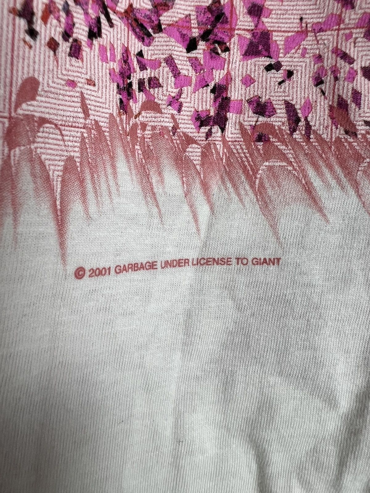 Band Tees Vintage | 2001 | Garbage | Beautiful | Tour | T Shirt Size US XL / EU 56 / 4 - 5 Thumbnail