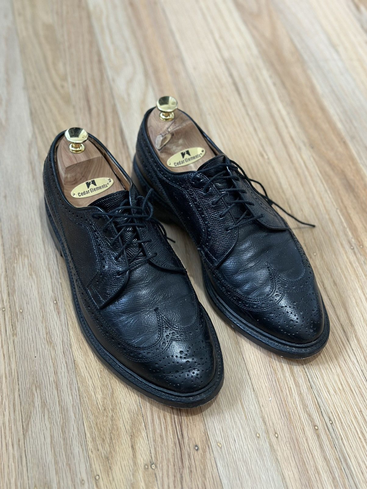 Allen edmonds longwing deals
