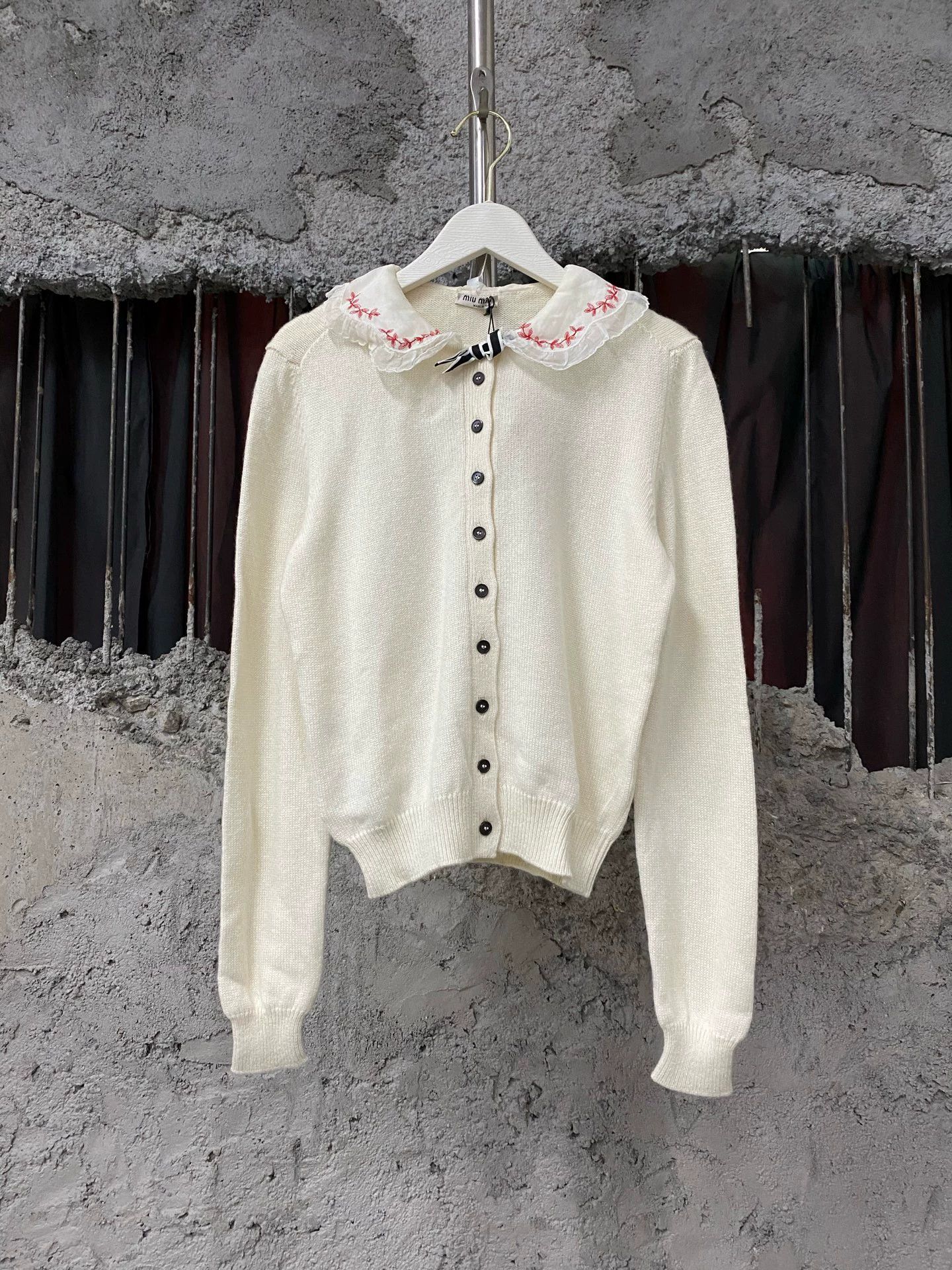 Miu Miu MIU MIU Wool Cardigan Women's Size 42 Size M / US 6-8 / IT 42-44 - 1 Thumbnail