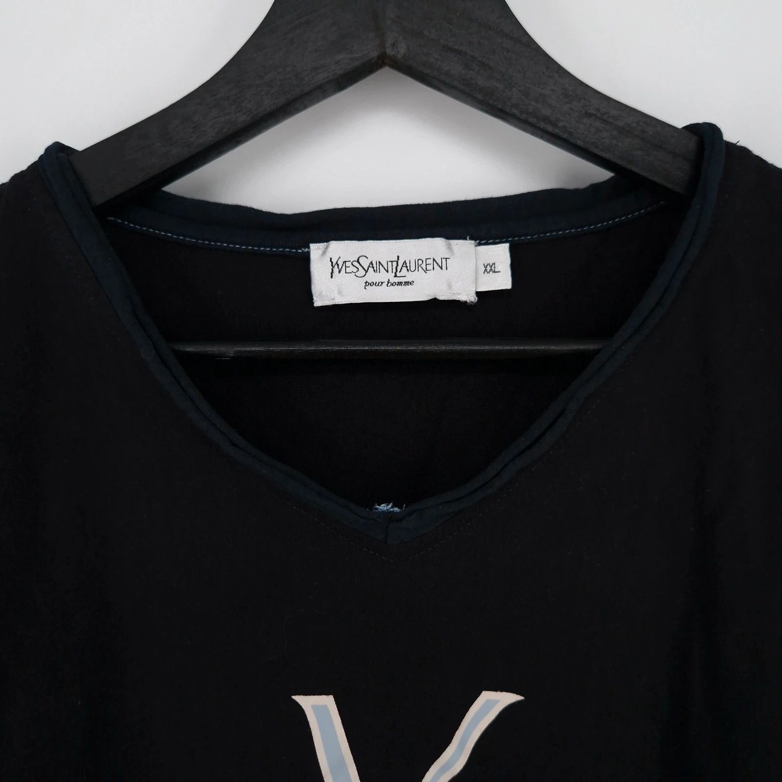 Yves Saint Laurent YSL Big Logo V-Neck T-Shirt Size US XL / EU 56 / 4 - 2 Thumbnail