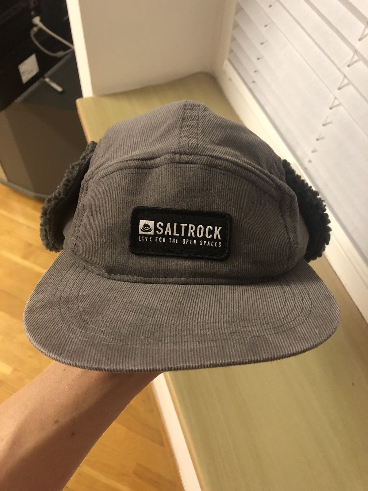 Vintage SALTROCK VINTAGE WARM EARS HAT CAP Size ONE SIZE - 1 Thumbnail