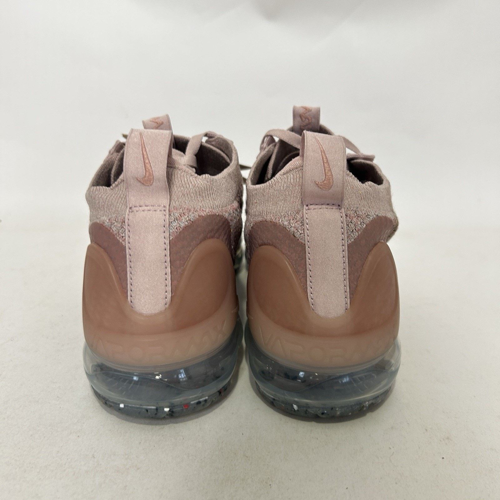 Nike Nike Air Vapormax 2021 Flyknit WMNS “Pink Oxford/Rose” Size US 9.5 / IT 39.5 - 4 Thumbnail