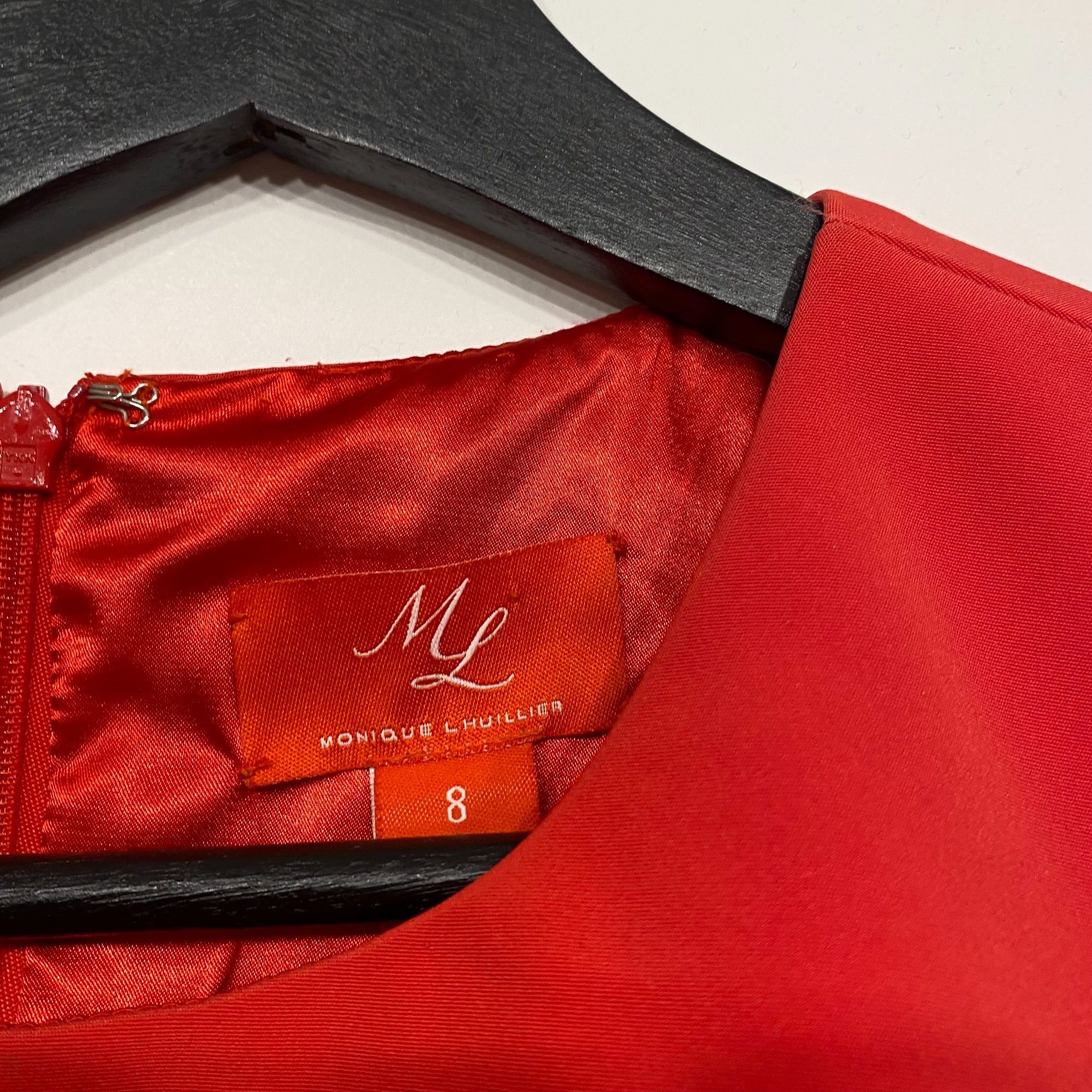 Monique Lhuillier Monique Lhuillier Red Cold Shoulder Sheath Special Event Dre Size M / US 6-8 / IT 42-44 - 5 Thumbnail