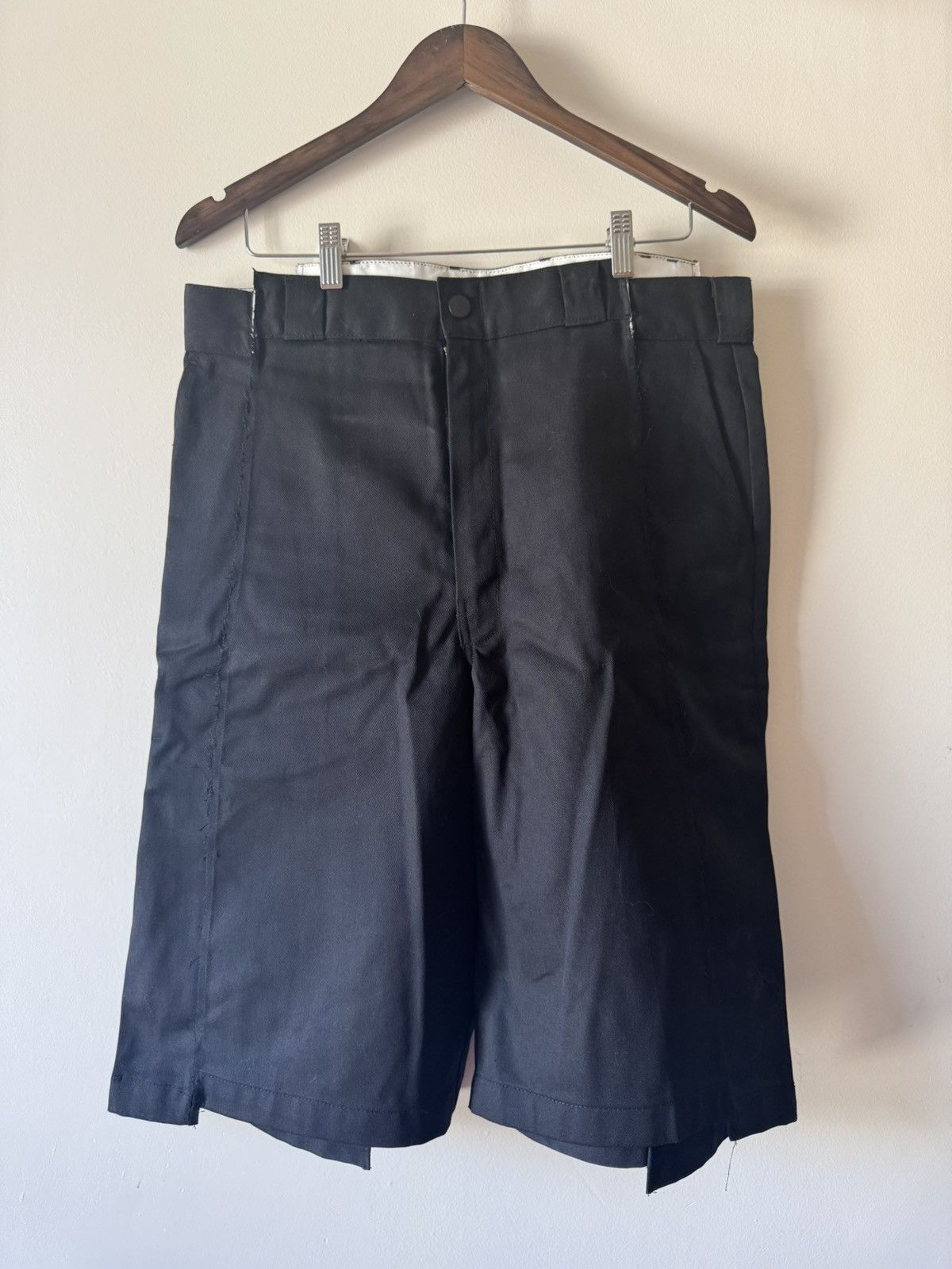 Vuja De Vuja de dax destroyed affix cargo ahorts | Grailed