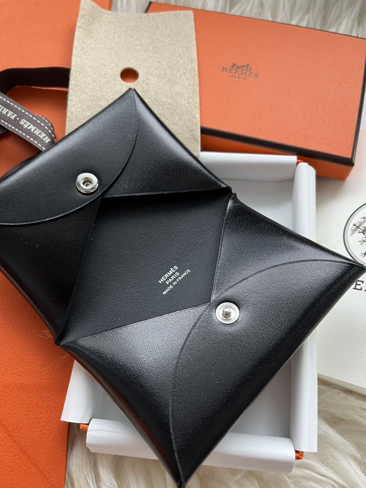Hermes Extremely Rare Hermes Calvi Wallet Box Leather Size ONE SIZE - 16 Thumbnail