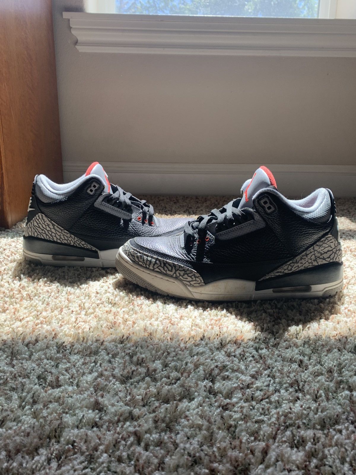 Jordan Brand Air Jordan 3 Retro OG ‘Black Cement’ 2018 Size US 12 / EU 45 - 2 Thumbnail