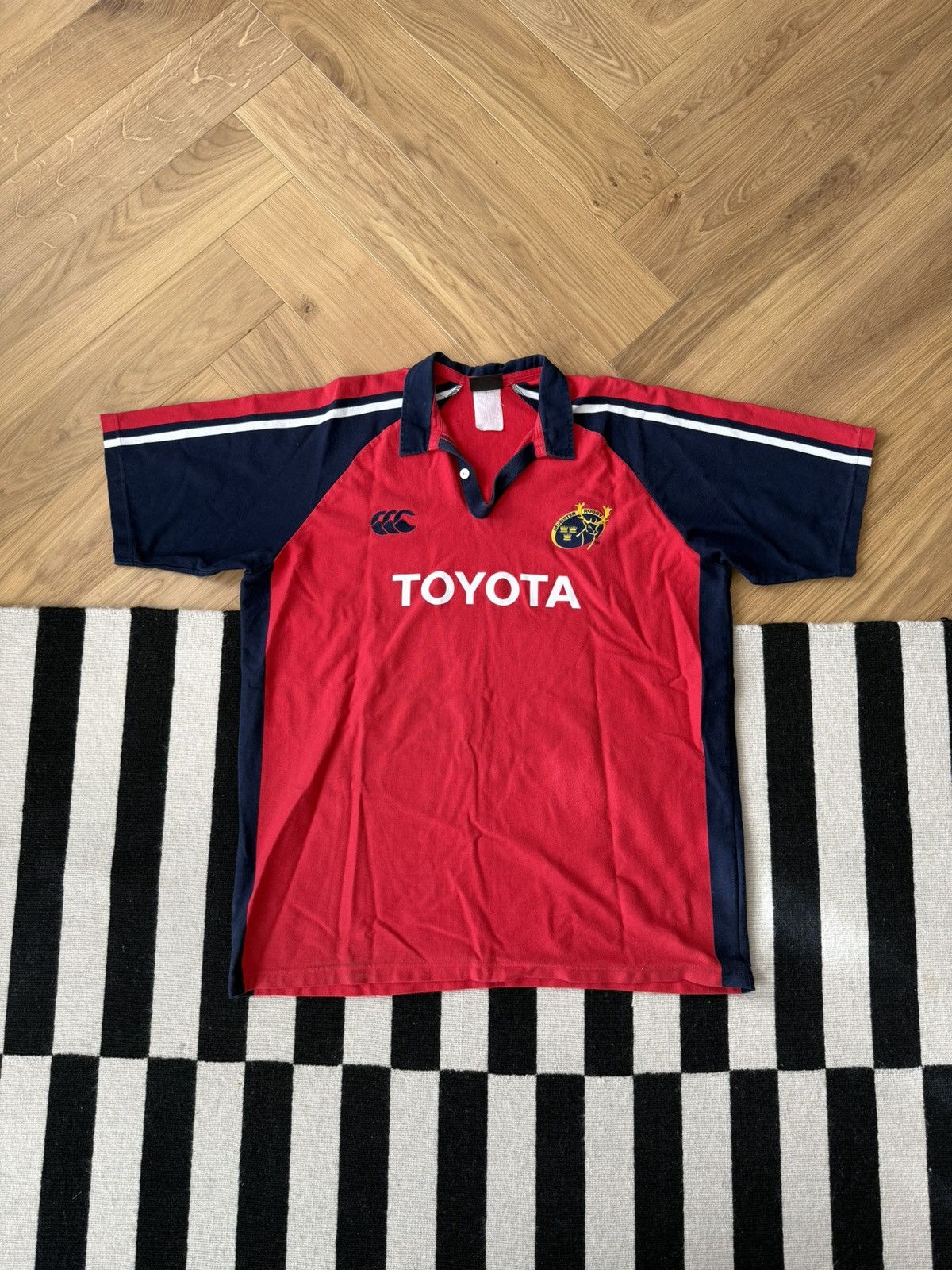 Canterbury of New Zealand Munster Rugby home jersey from the 2004/05 season Size US XXL / EU 58 / 5 - 3 Thumbnail