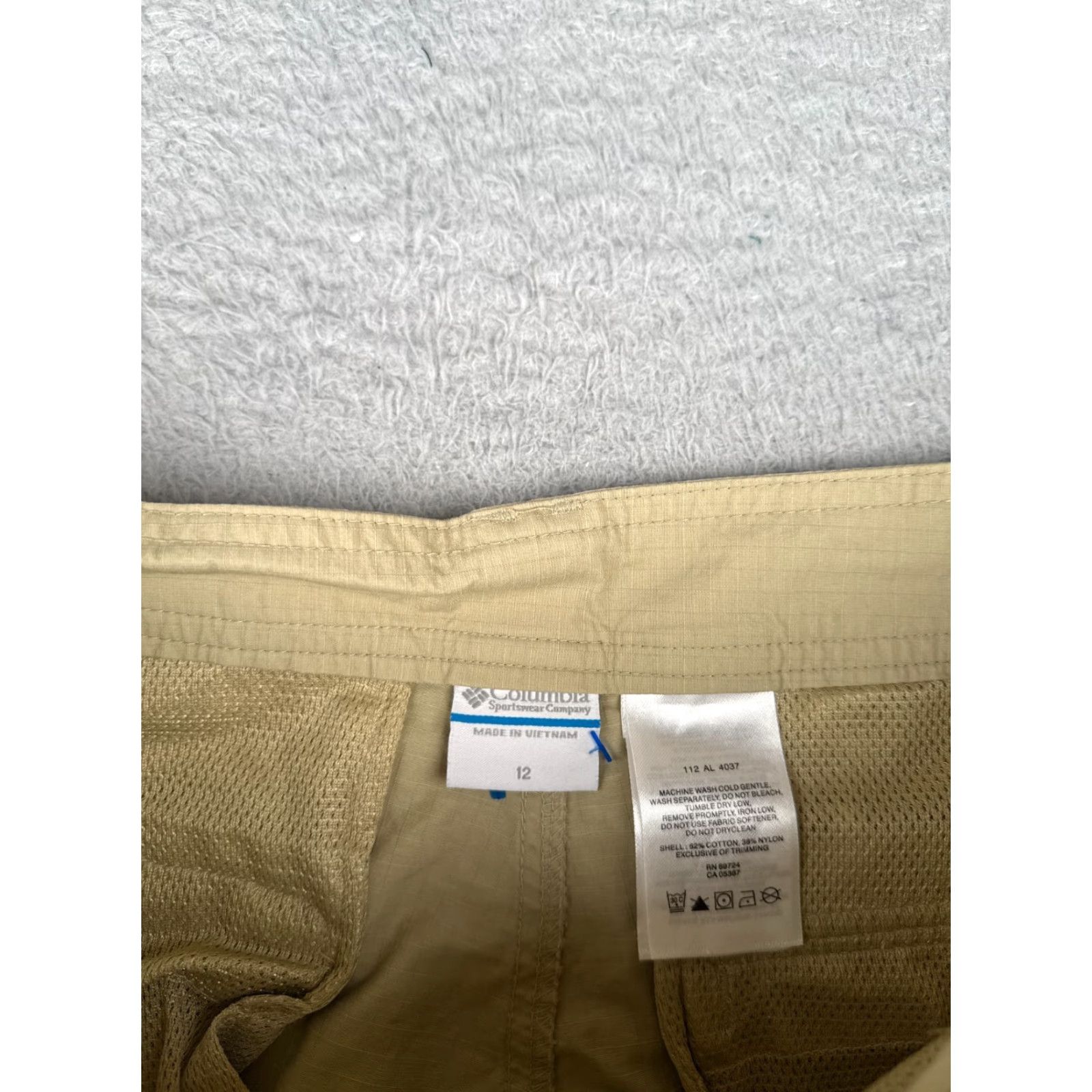 Vintage VINTAGE Columbia Cargo Shorts Women 12 Beige Activewear Casual Hiking Cotton Nylon Stretch 90s Girls Size 34" / US 12 / IT 48 - 7 Thumbnail
