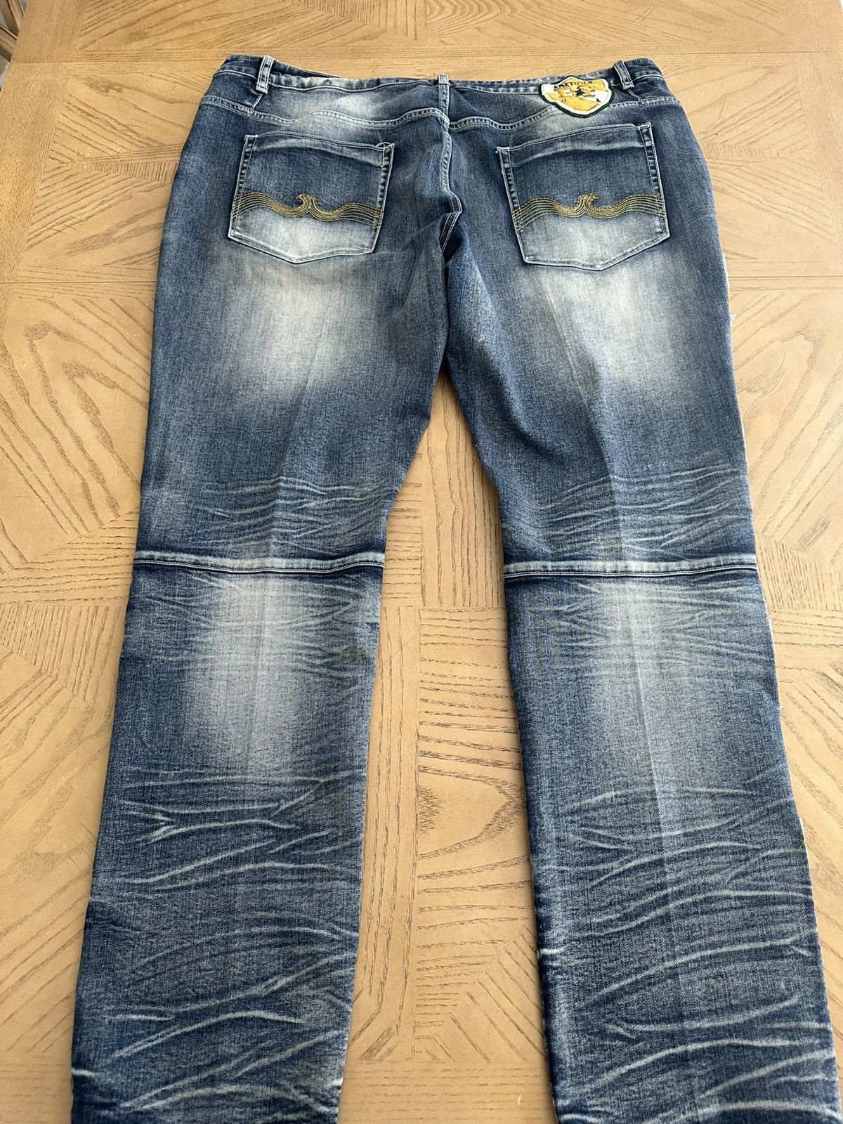 Born Fly Bornfly men's jeans featuring a distressed blue Size US 42 / EU 58 - 11 Thumbnail