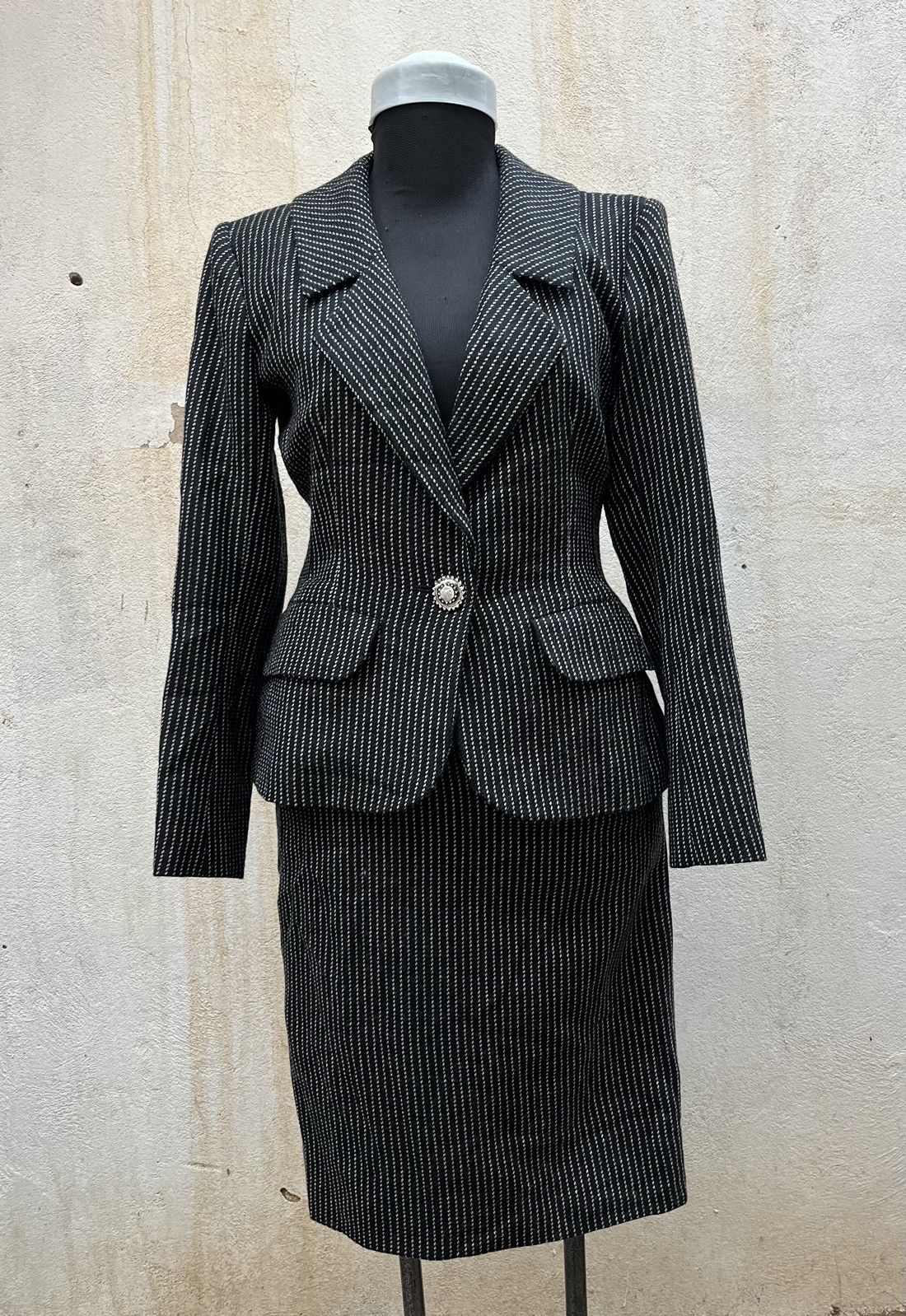 Yves Saint Laurent Yves Saint Laurent rive Gauche Ensemble Size M / US 6-8 / IT 42-44 - 6 Thumbnail