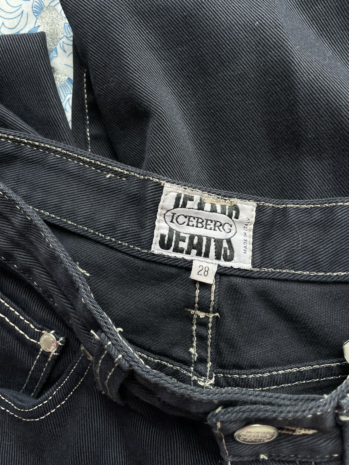 Iceberg IcebergxSnoopy jean Size 24" / US 00 / IT 34 - 21 Thumbnail