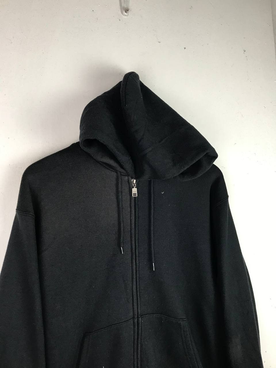 Russell Athletic × Vintage Vintage All Black Russell Athletic Pullover Hoodie Size US L / EU 52-54 / 3 - 6 Thumbnail