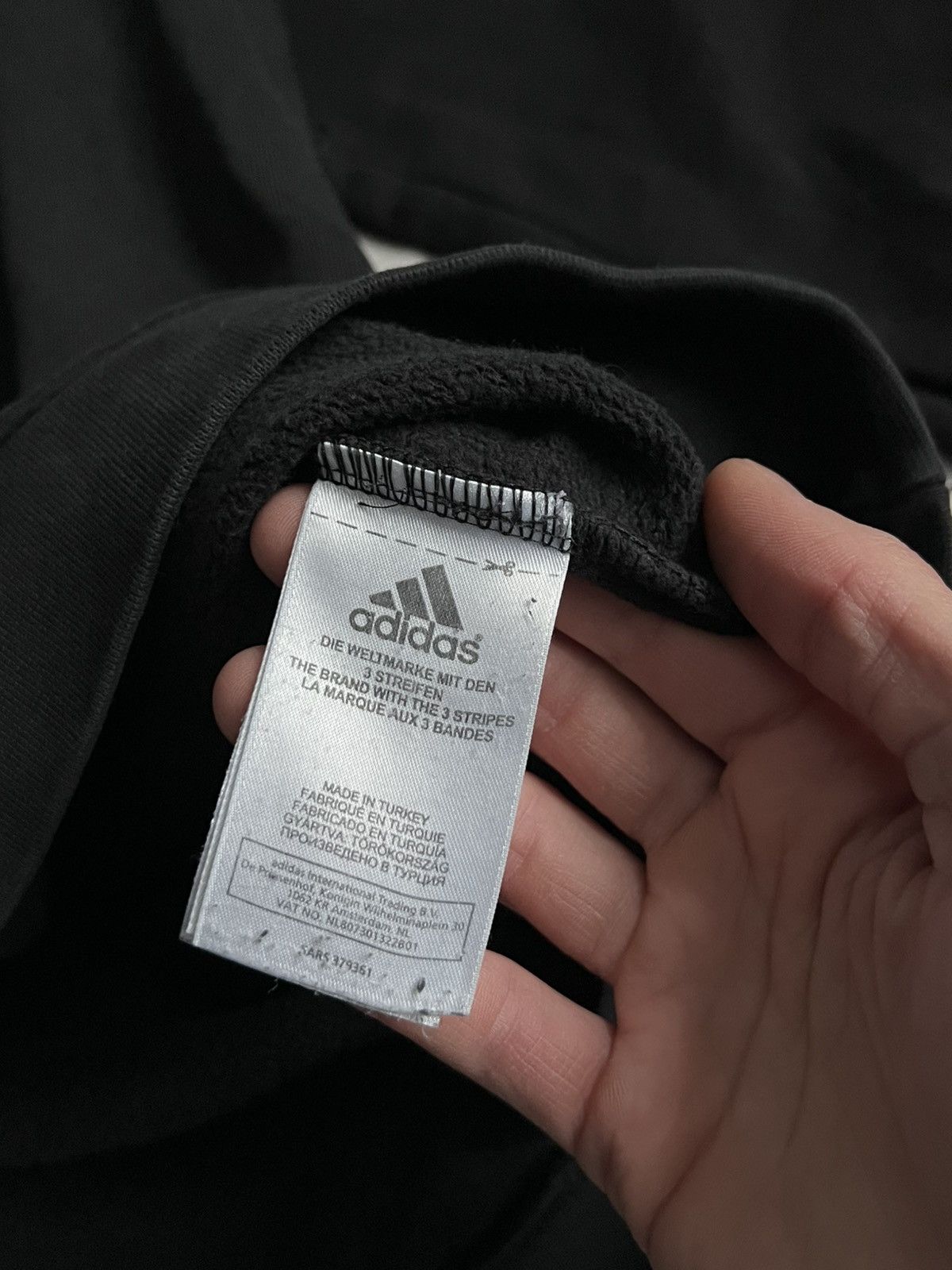 Adidas Vintage Adidas Big Logo Sweatshirt Size US L / EU 52-54 / 3 - 8 Thumbnail