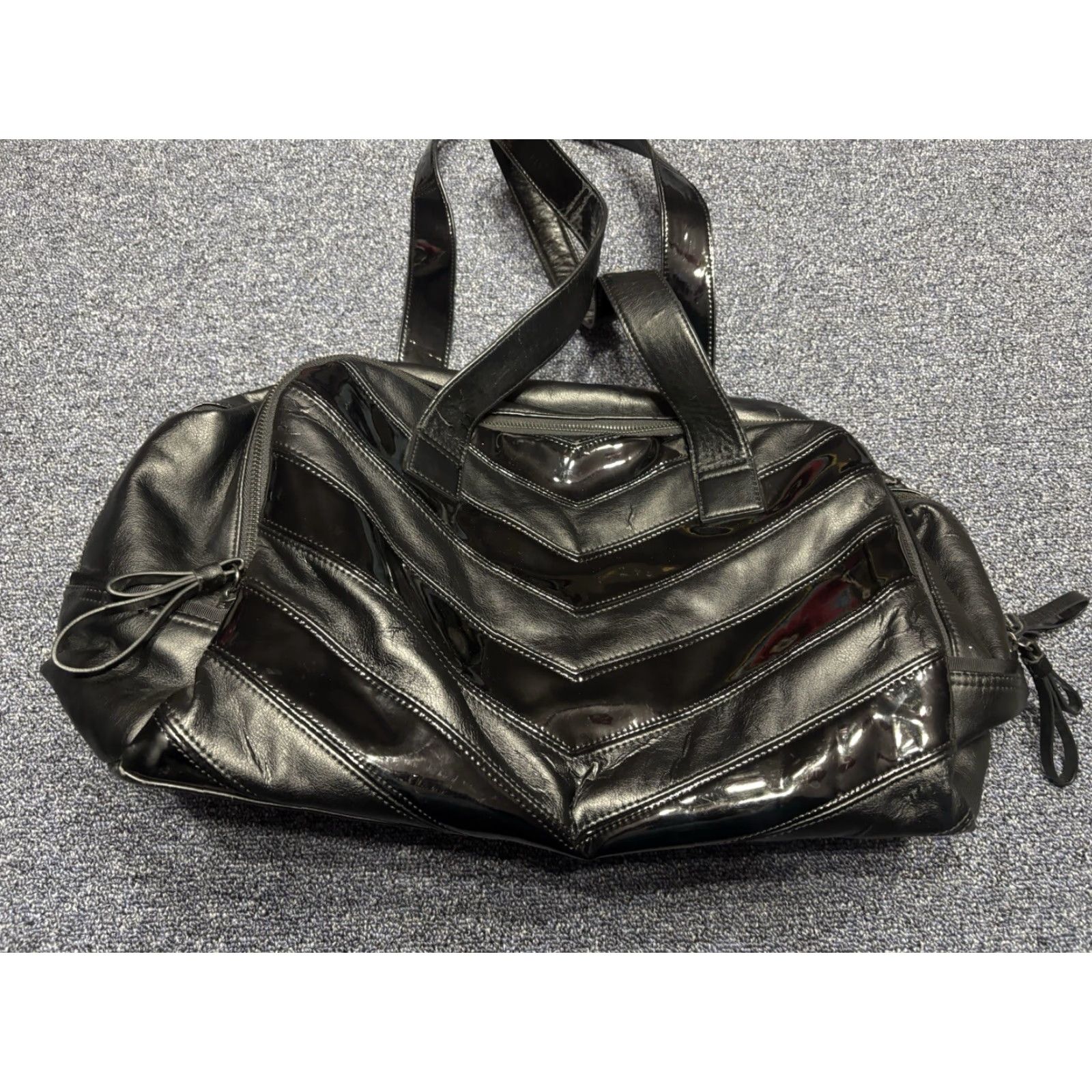 Lululemon Lululemon Sweat Tote Bag Medium Black Womens Laptop Sleeve Zip Travel Gym Overnight Bag Size ONE SIZE - 3 Thumbnail