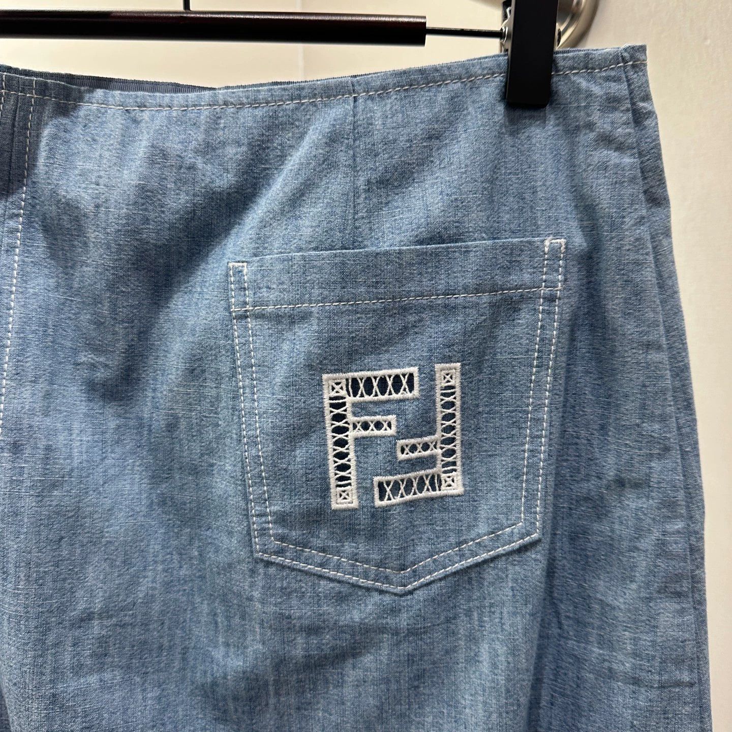 Fendi Fendi Mar46 Double F Embroidered Denim Skirt 40 Size 27" / US 4 / IT 40 - 6 Thumbnail