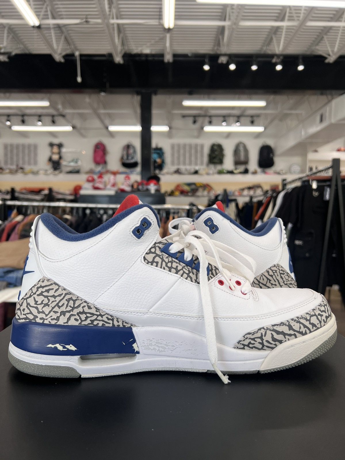 Jordan Brand Air Jordan 3 True Blue Sz. 12 (2016) Size US 12 / EU 45 - 4 Thumbnail