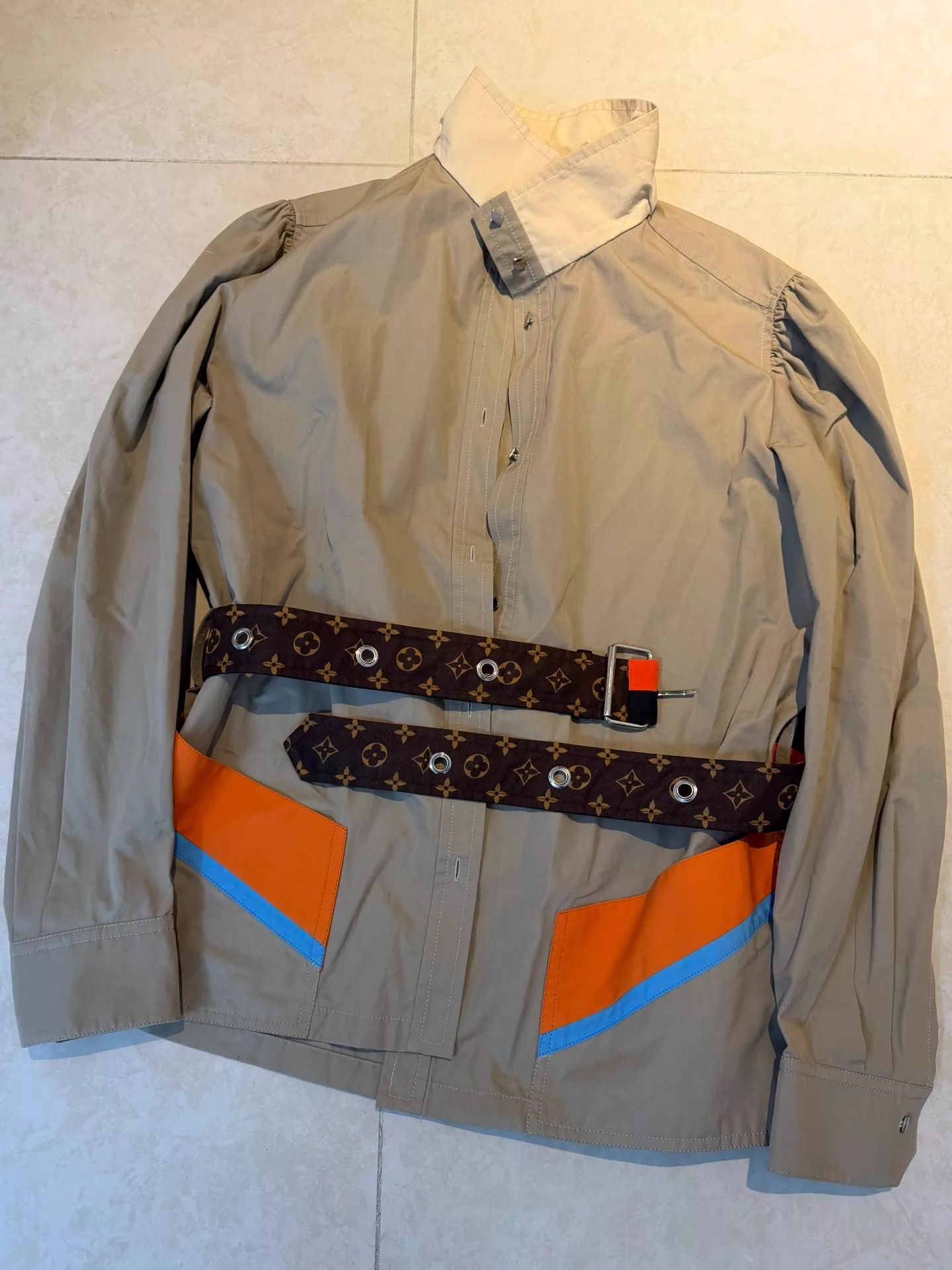 Louis Vuitton LV Colorblocked Stand Collar Buttoned Trench 9New 38 Size S / US 4 / IT 40 - 1 Thumbnail