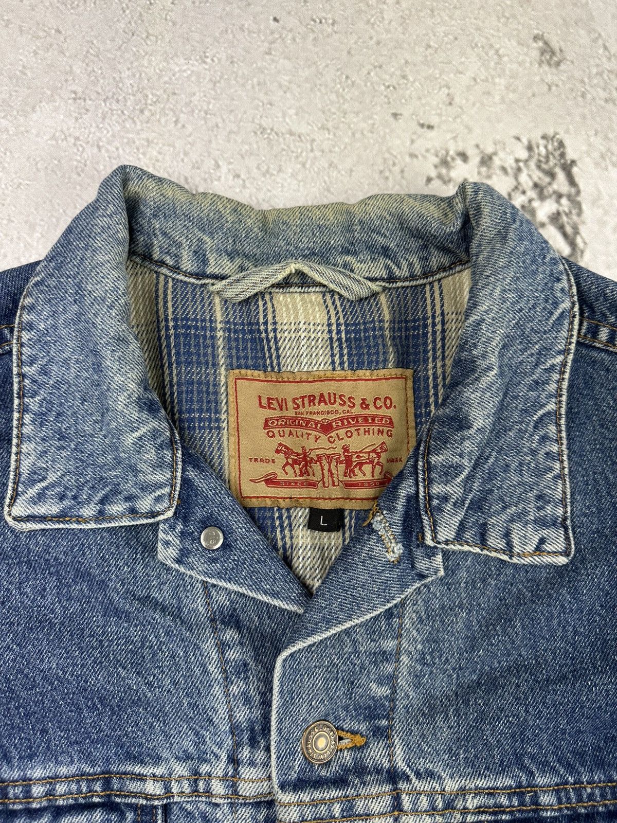Levi's Vintage Clothing Vintage Levi’s Heavy Denim Jacket Made In USA Size US L / EU 52-54 / 3 - 7 Thumbnail