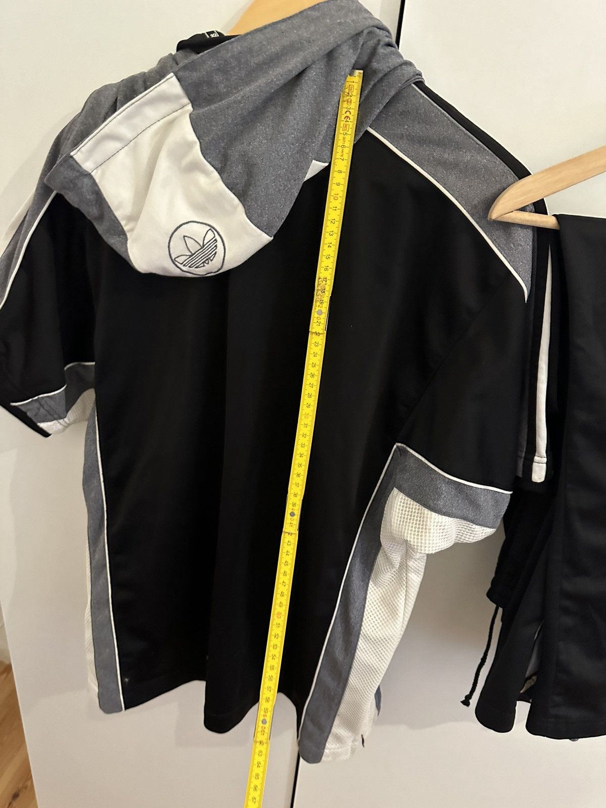 Adidas Adidas Tracksuit Size S-M Vintage Retro Adidas Suit Size US S / EU 44-46 / 1 - 14 Thumbnail