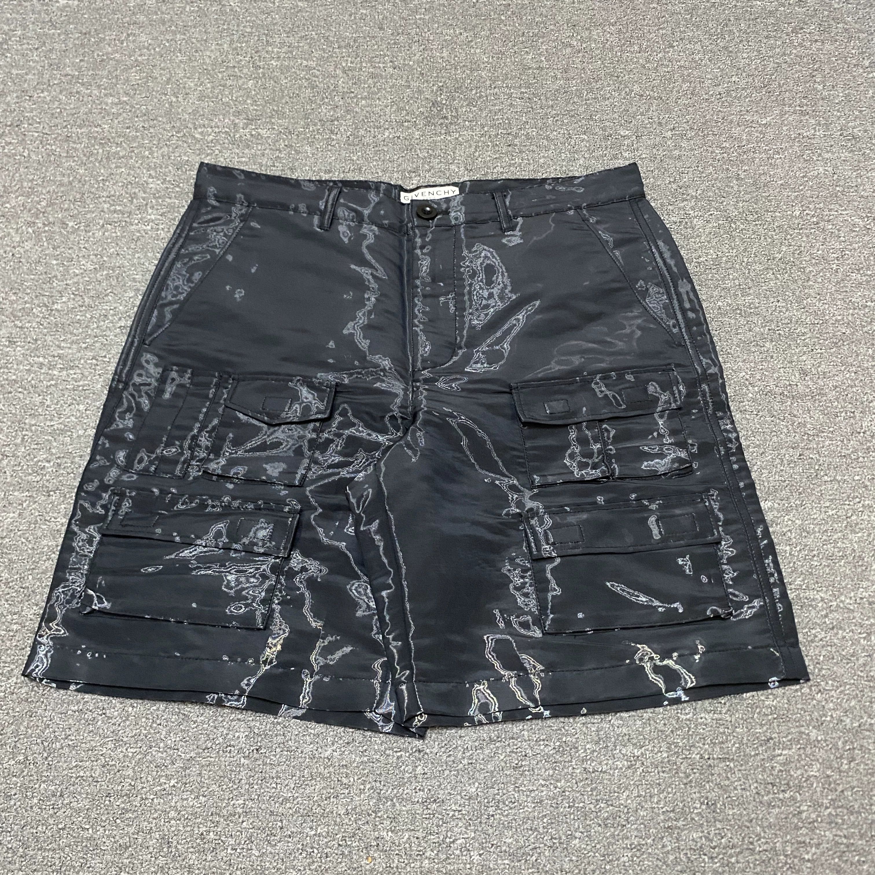 Givenchy GIVENCHY Multi-Pocket Reflective Shorts Size US 34 / EU 50 - 1 Thumbnail