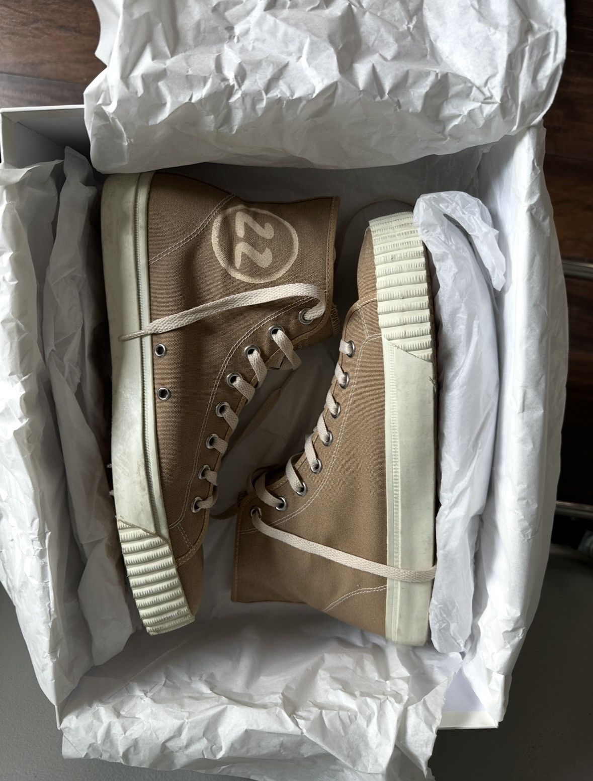 Maison Margiela Maison Margiela 44 / US 11 Tabi High Top Brown Sneakers Size US 11 / EU 44 - 12 Thumbnail
