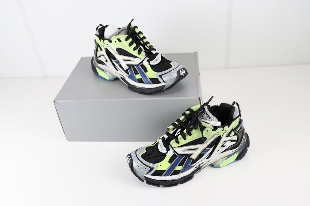 Balenciaga o1rshd Caged Mesh Runner Sneakers in Multicolor Size US 11 / EU 44 - 12 Thumbnail
