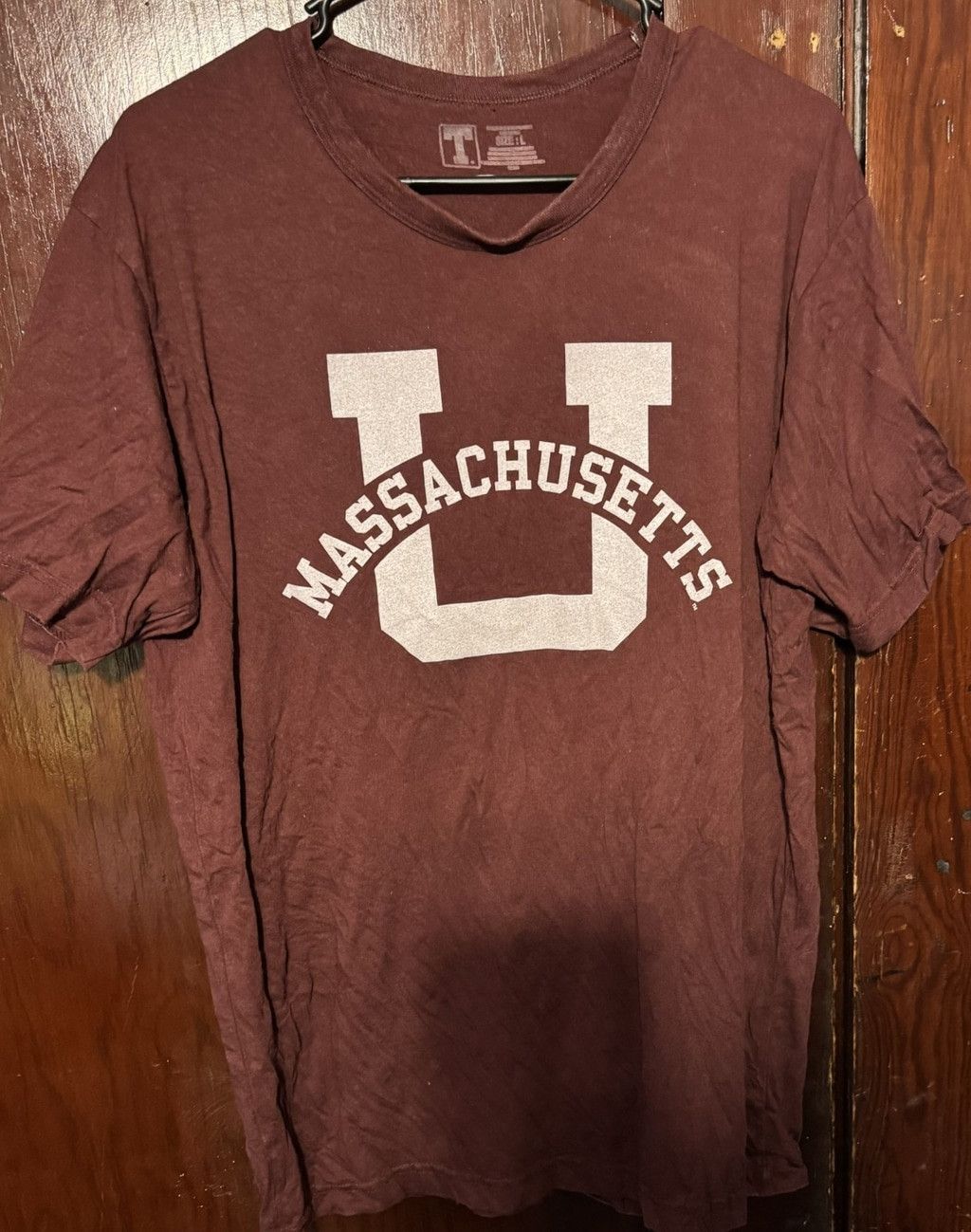 The Unbranded Brand UMass Minutemen S/S Vintage Logo T-shirt Men's L Red Size US L / EU 52-54 / 3 - 1 Thumbnail