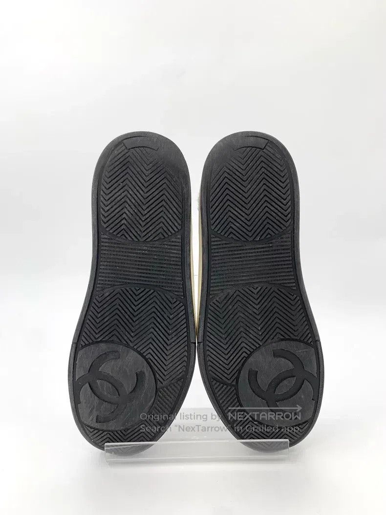 Chanel Chanel Black and white colour matching plush logo letter l Size US 6.5 / IT 36.5 - 5 Thumbnail