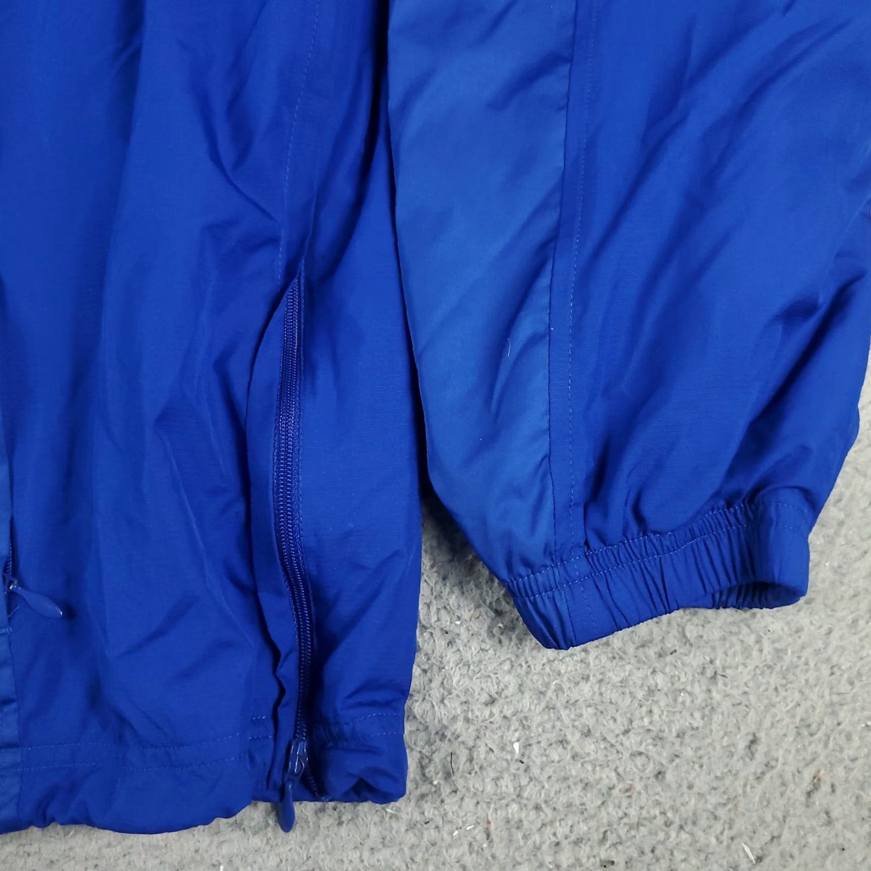 Adidas Adidas Jacket Mens XL Blue Windbreaker Pullover Long Sleeve Sports Activewear Jacket Size US XL / EU 56 / 4 - 4 Thumbnail