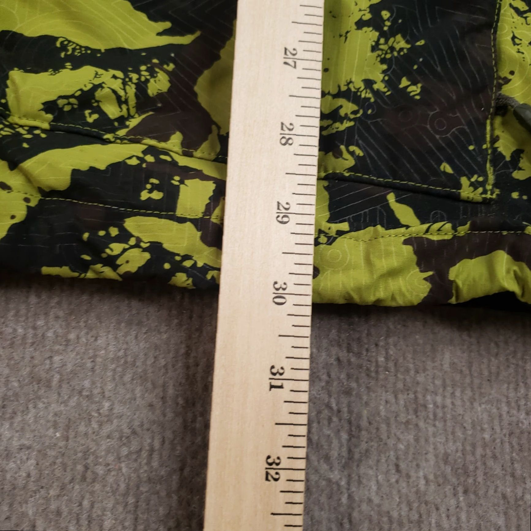 Vans VANS Jacket Mens L Green Camouflage Full Zip Hooded Outdoor Nylon Gore-Tex Size US L / EU 52-54 / 3 - 4 Thumbnail