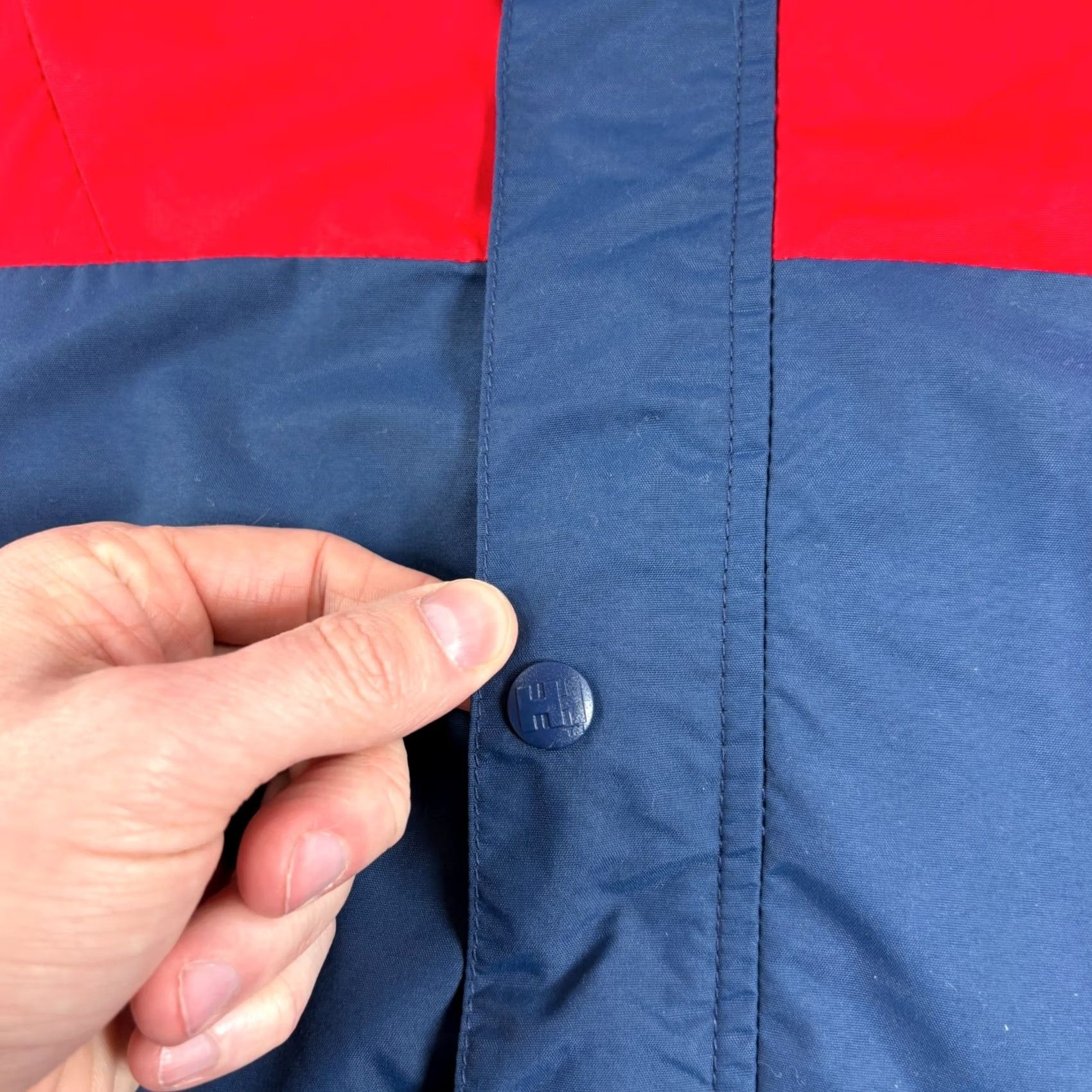 Helly Hansen VINTAGE Helly Hansen Jacket Mens L Blue Red Windbreaker Packable Full Zip 90s Mens Size US L / EU 52-54 / 3 - 5 Thumbnail