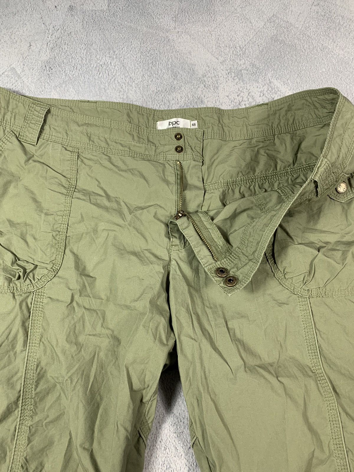 Vintage Vintage 90s wide cargo 3/4 shorts streetwear size 39 Size 39" - 3 Thumbnail