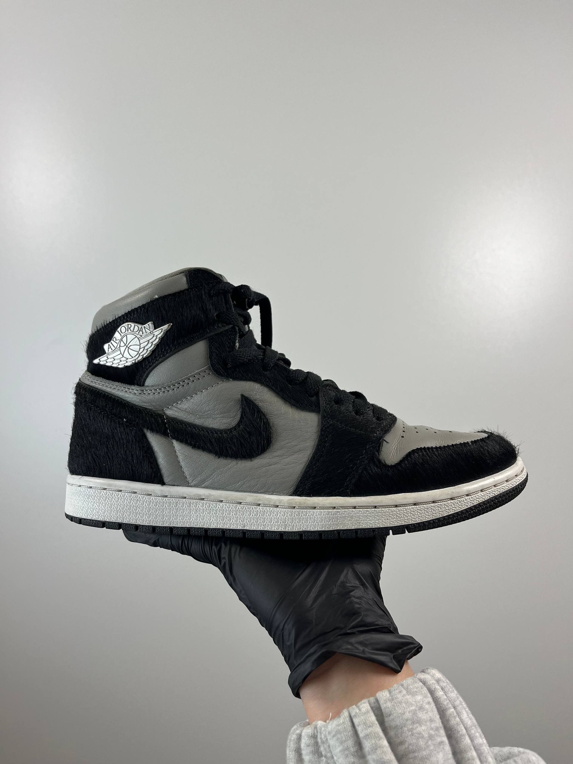 Nike Nike Air Jordan 1 Mid SE DZ2523-001 Leather Size 40.5 Size US 6.5 / EU 39-40 - 1 Thumbnail